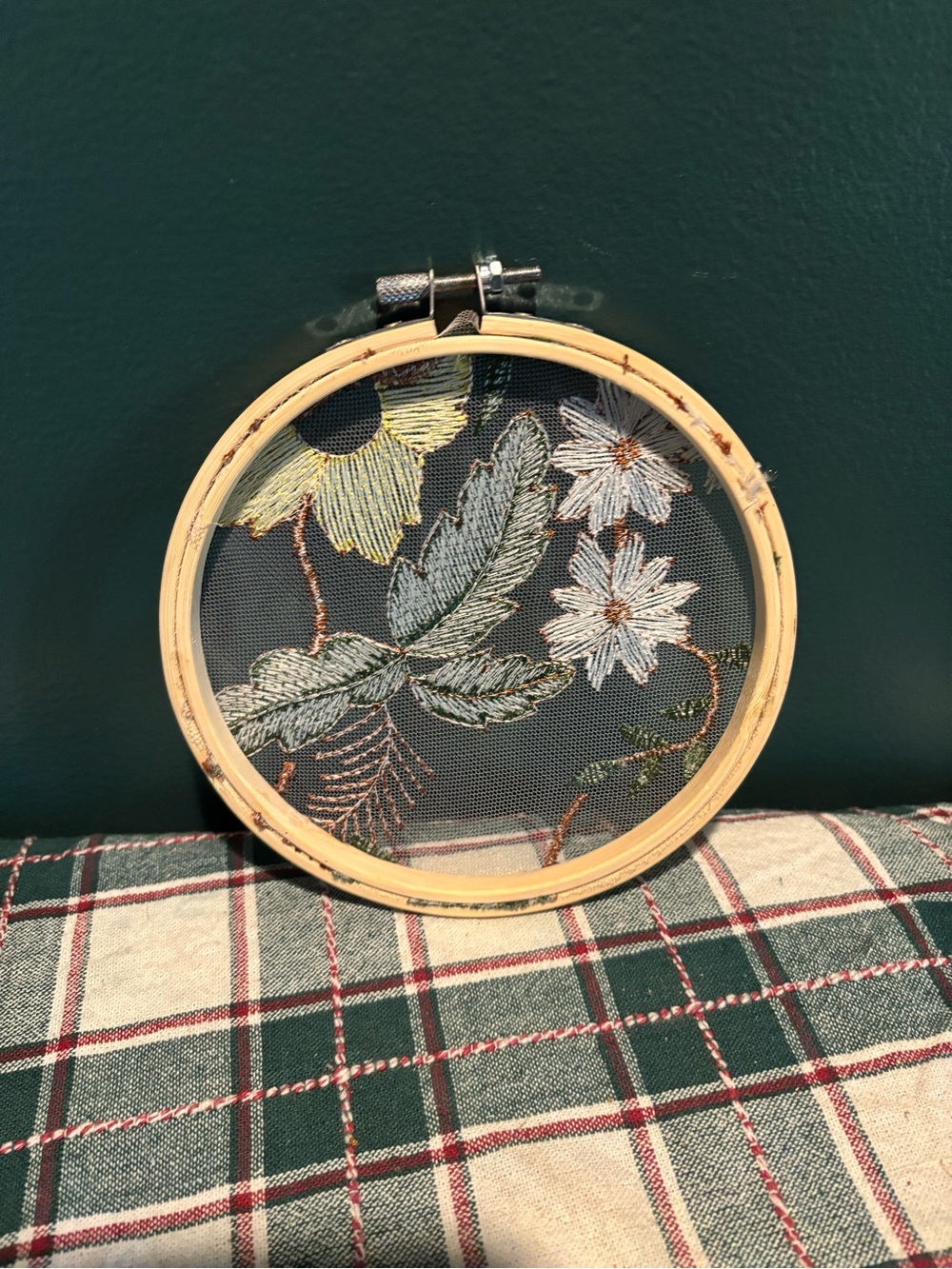 Floral Embroidered Hoop Art Sunflowers and Daisies - Picture 3 of 3